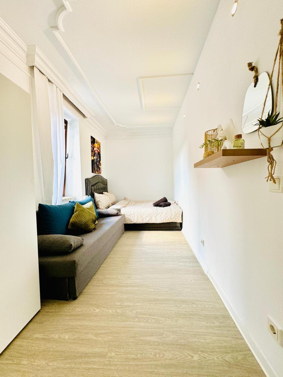 Very Spacious For Up To 7p With Great Location Apartamento Viena