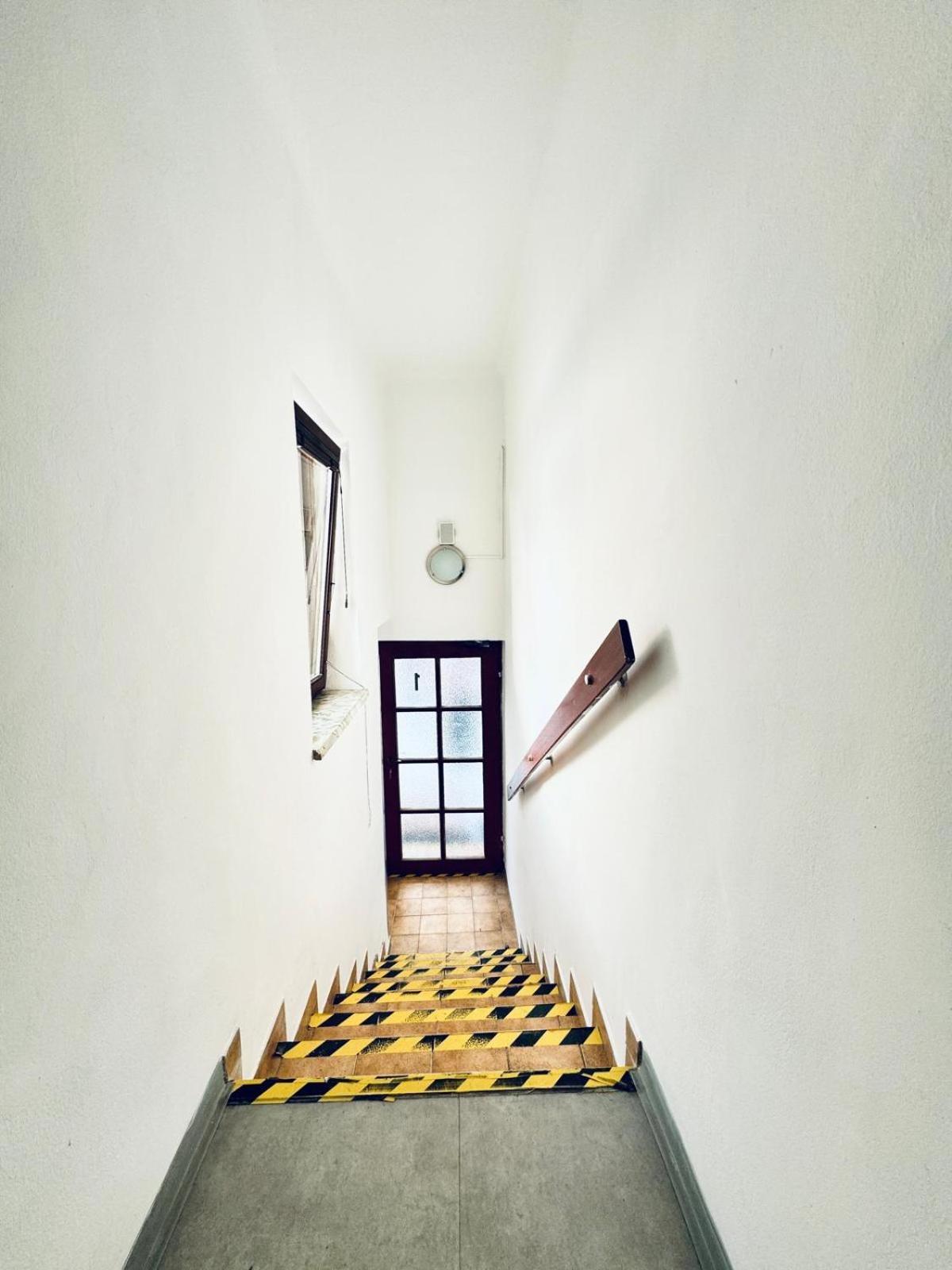 Very Spacious For Up To 7p With Great Location Apartamento *