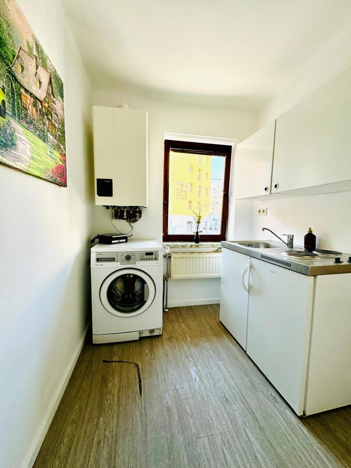 Very Spacious For Up To 7p With Great Location Viena